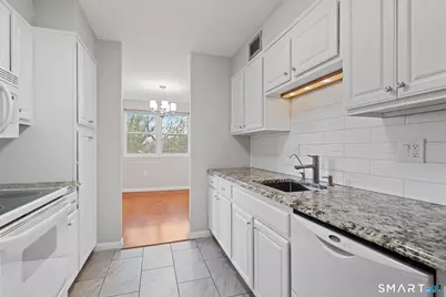 891 Farmington Avenue #5F, West Hartford, CT 06119 - Photo 18