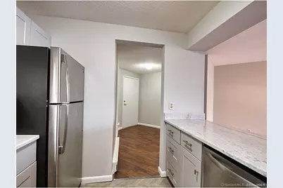 181 Loomis Drive #145, West Hartford, CT 06107 - Photo 6