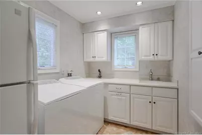 23 Richter Drive, Danbury, CT 06811 - Photo 10