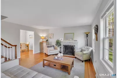 9 Academy Road, Trumbull, CT 06611 - Photo 4