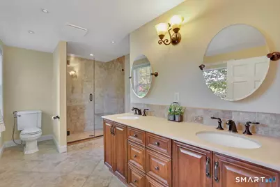 9 Academy Road, Trumbull, CT 06611 - Photo 24