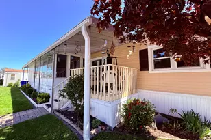 74 Cheyenne Rd, East Hartford, CT 06118 - Photo 2