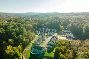 37 Vly Vw Dr, Killingly, CT 06241 - Photo 2