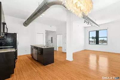 881 Lafayette Boulevard #4N, Bridgeport, CT 06604 - Photo 4