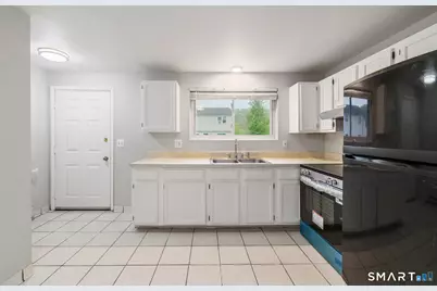 1081 New Haven Road #11A, Naugatuck, CT 06770 - Photo 6