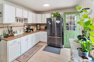 149 Linnmoore St, Hartford, CT 06114 - Photo 8