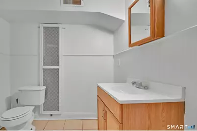 214 Pine Street, Waterbury, CT 06710 - Photo 22