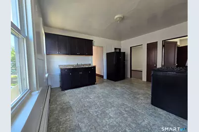 125 Hollister Avenue, Bridgeport, CT 06607 - Photo 2