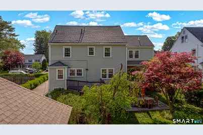 65 Auburn Road, West Hartford, CT 06119 - Photo 4