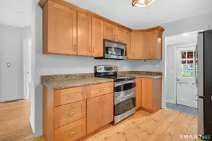 176 Hollister Dr, East Hartford, CT 06118 - Photo 16
