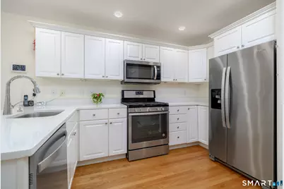 54 Redspire Court #54, Trumbull, CT 06611 - Photo 16