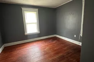 60 Poplar St, Waterbury, CT 06708 - Photo 6