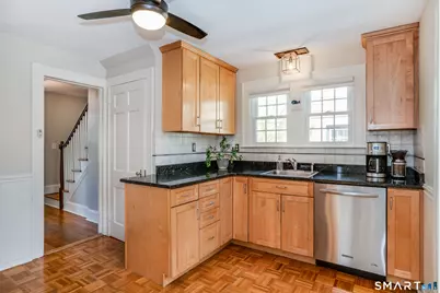 30 Grennan Road, West Hartford, CT 06107 - Photo 16