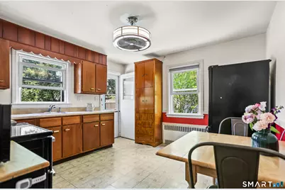 838 Ruth Street, Bridgeport, CT 06606 - Photo 4