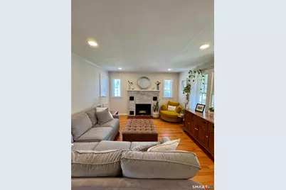 6 Francis Avenue, Enfield, CT 06082 - Photo 6