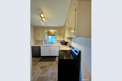 6 Francis Avenue, Enfield, CT 06082 - Photo 14