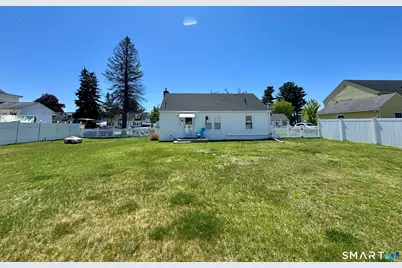 6 Francis Avenue, Enfield, CT 06082 - Photo 4