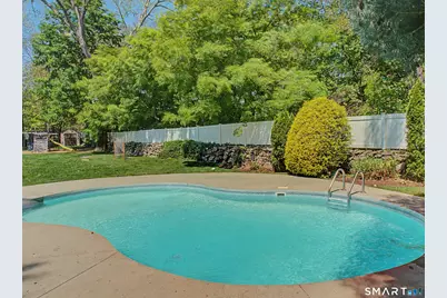 33 Stonewall Drive, Stamford, CT 06905 - Photo 4