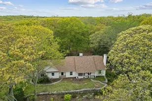 206 Peddlers Rd, Guilford, CT 06437 - Photo 4