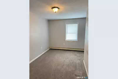54 Roosevelt Street #2nd Floor, Hartford, CT 06114 - Photo 8