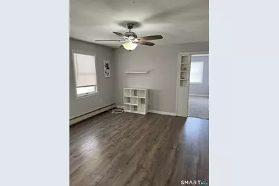 54 Roosevelt Street #2nd Floor, Hartford, CT 06114 - Photo 6
