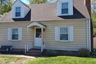 212 Dorrance St, Hamden, CT 06518 - Photo 1
