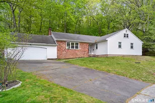 295 Stevenson Rd, New Haven, CT 06515 - Photo 2