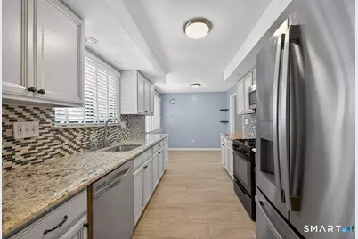 175 Beacon Hill Common #175, Beacon Falls, CT 06403 - Photo 6