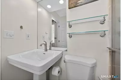 175 Beacon Hill Common #175, Beacon Falls, CT 06403 - Photo 22