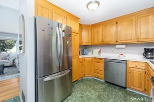 63 Westpoint Terr, West Hartford, CT 06107 - Photo 8