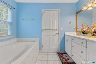 40 Lexington Way N, Milford, CT 06461 - Photo 16