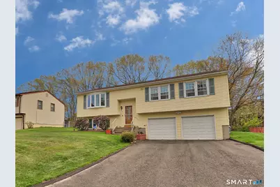 39 Marita Drive, Waterbury, CT 06705 - Photo 2