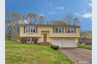 39 Marita Drive, Waterbury, CT 06705 - Photo 1