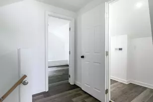 16 Winthrop St, Meriden, CT 06451 - Photo 24