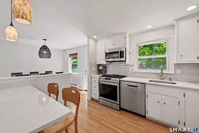 11 Klondike Avenue, Stamford, CT 06907 - Photo 8