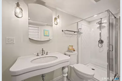 11 Klondike Avenue, Stamford, CT 06907 - Photo 16