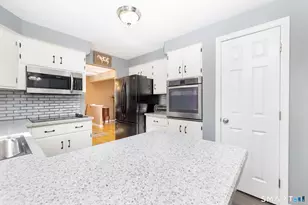 45 Hawthorne Terrace, Meriden, CT 06450 - Photo 6