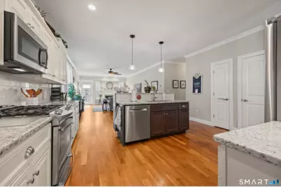11 Webster Lane #6, Middletown, CT 06457 - Photo 2