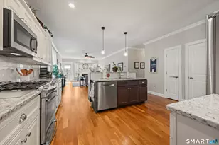11 Webster Ln, Middletown, CT 06457 - Photo 2