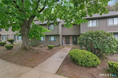 25 Cliffside Drive #E, Manchester, CT 06042 - Photo 2