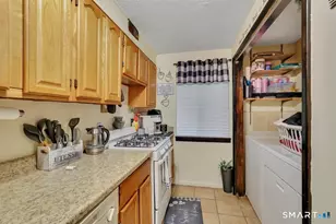 25 Cliffside Dr, Manchester, CT 06042 - Photo 10