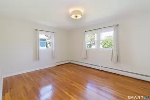 30 Hopkins Dr, New Haven, CT 06512 - Photo 14