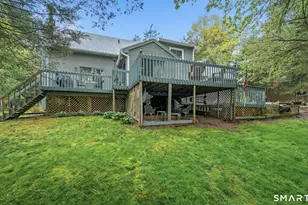22 Walts Hill, Bloomfield, CT 06002 - Photo 4