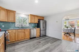 59 Thornbush Rd, Wethersfield, CT 06109 - Photo 4