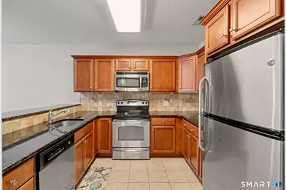 2660 North Avenue #112, Bridgeport, CT 06604 - Photo 8