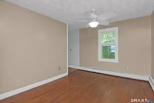 30 Durfey St, Norwich, CT 06360 - Photo 10