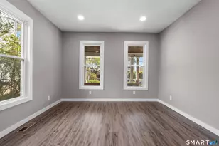 149 Shelton St, Bridgeport, CT 06608 - Photo 4