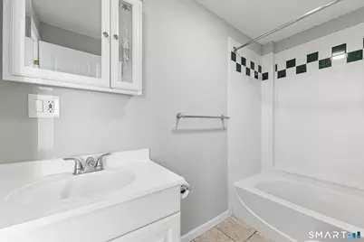 24 Wiscassett Avenue, Hamden, CT 06518 - Photo 24