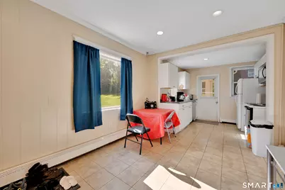14 White Oak Avenue, Plainville, CT 06062 - Photo 10