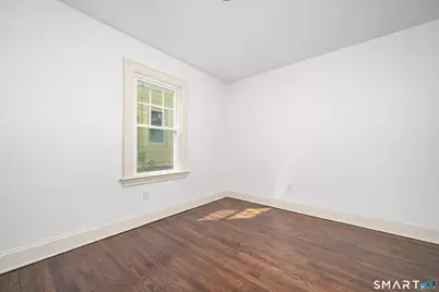 20 Mountain Street, Hartford, CT 06106 - Photo 14
